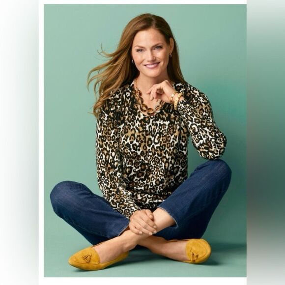 Talbots Petites Leopard Print Round Neck Pure Merino Wool Sweater - Picture 1 of 6